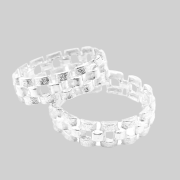 Silver link ring