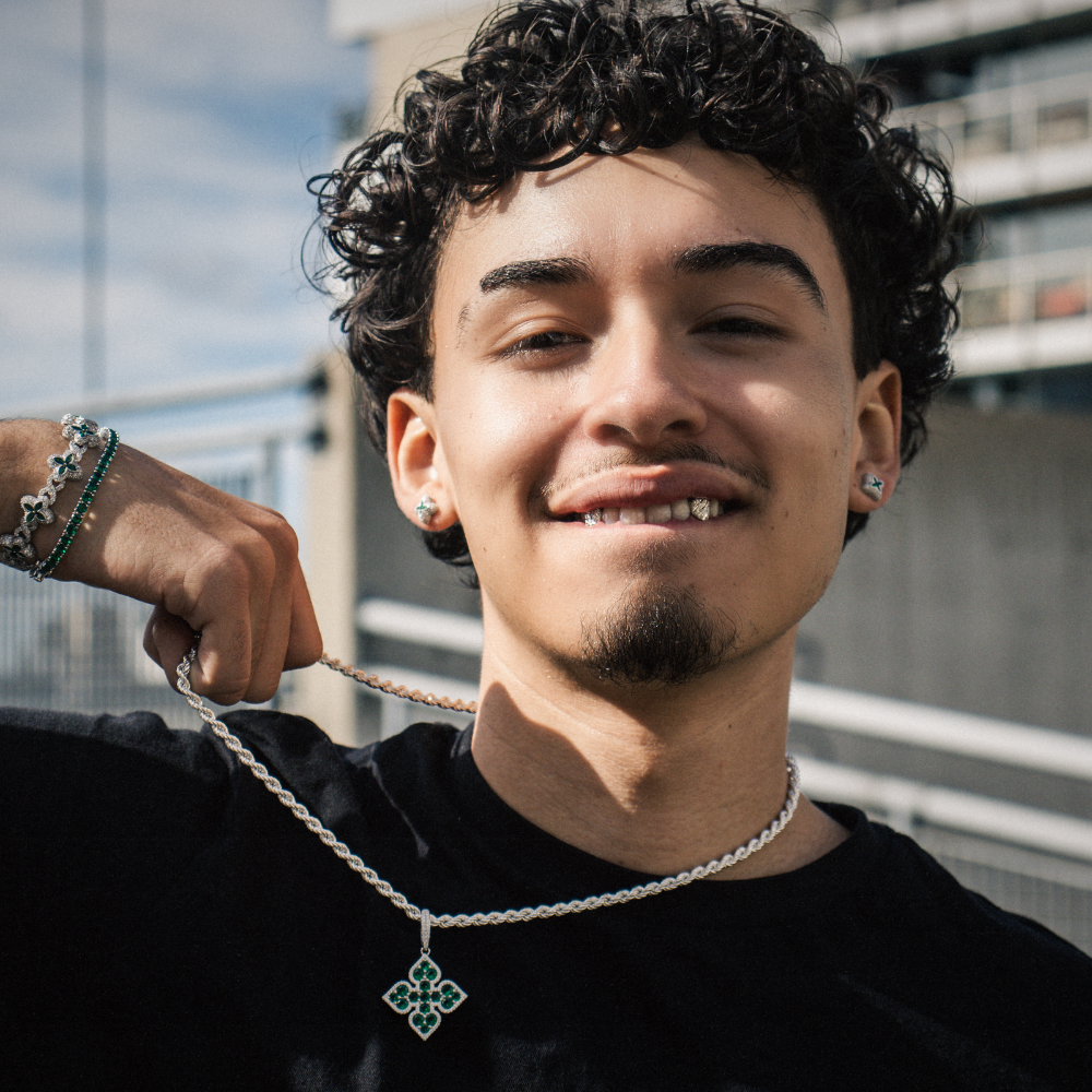 ZILVEREN ICED OUT 'KLAVER' OORBELLEN - 925 ZILVER -