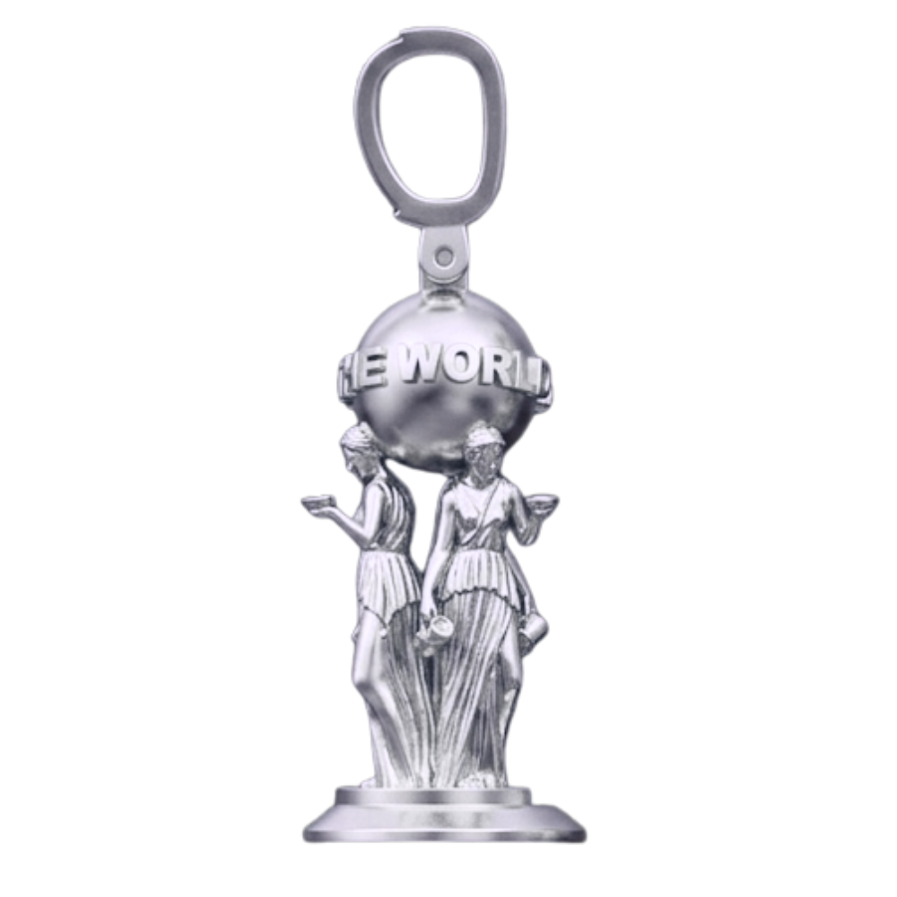 CUSTOM 'THE WORLD IS YOURS PENDANT' - 925 zilver -