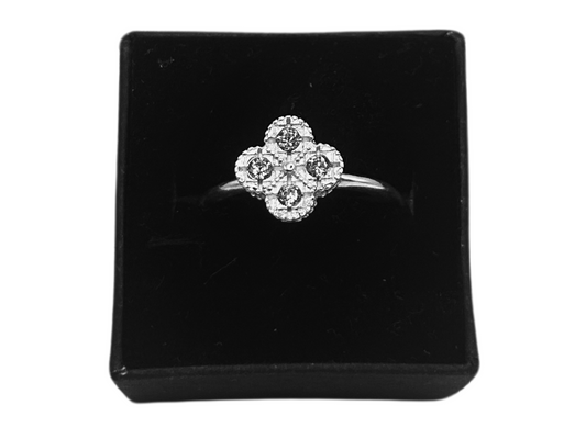 Dunne iced out klaver ring - 925 zilver -