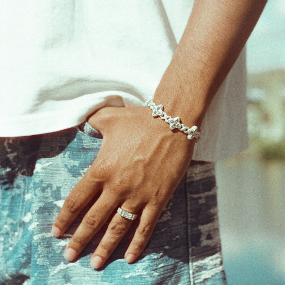 ICED OUT MOISSANITE BLAUW KLAVER ARMBAND - 925 ZILVER -