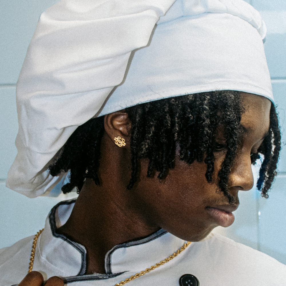 14 KARAT GOLD 'DUST BLASTER' EARRING - 14 KARAT GOLD -