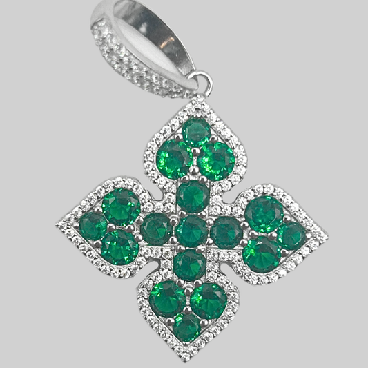 Silver green clover pendant