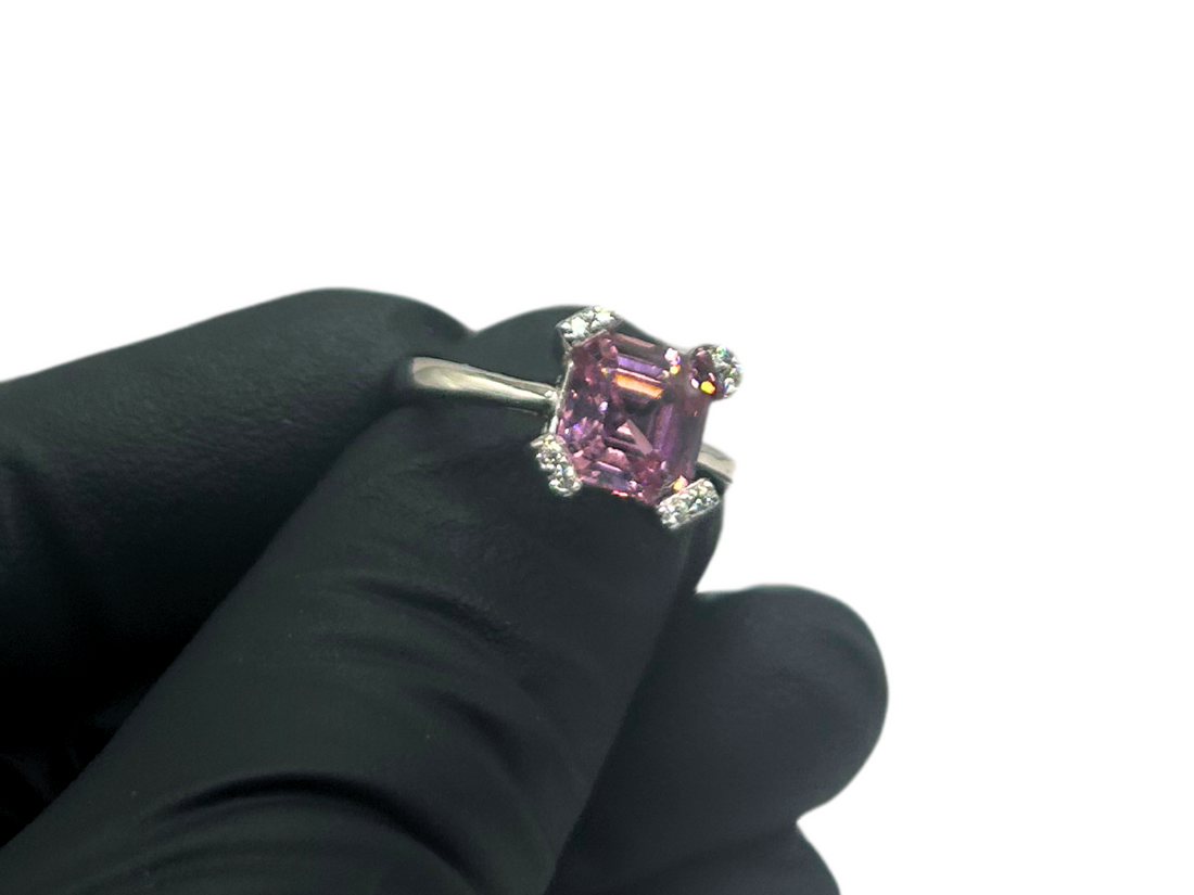 Roze vierkante zirkonia ring - 925 zilver -