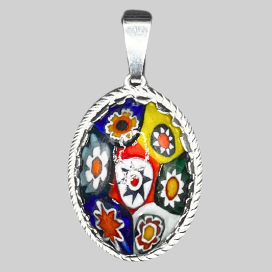 Silver alakondre pendant