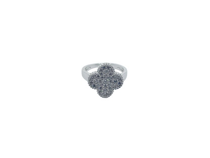 Silver clover ring